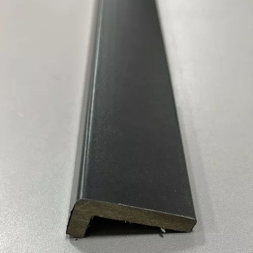 Cantoneira Ripado Em L Eucatex RU Preto - Br 2,70m