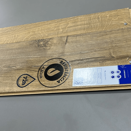 Piso Laminado Quick Step Impressive Carvalho Classico Natural 01848 Cx 1,84m²