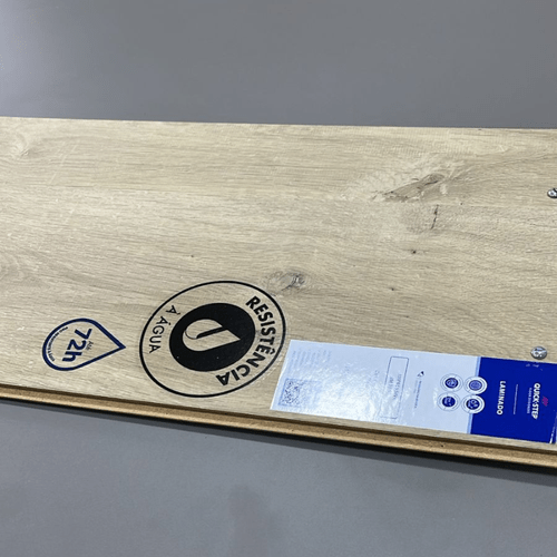 Piso Laminado Quick Step Impressive Carvalho Suave Médio 01856 Cx 1,84m²