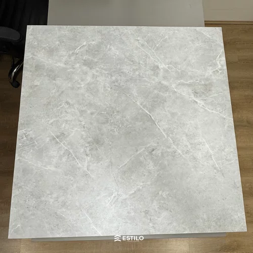 Piso Vinílico Arquitech Château 3mm 92 x 92 cm - Calamès Cx 5,08m²
