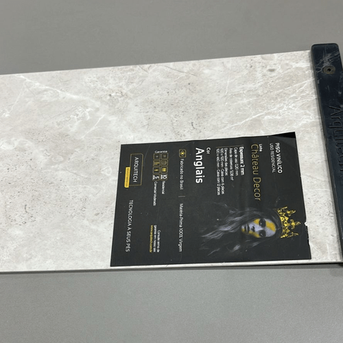 Piso Vinílico Arquitech Château Decor 2mm 92 x 92 cm - Anglais Cx 5,08m²