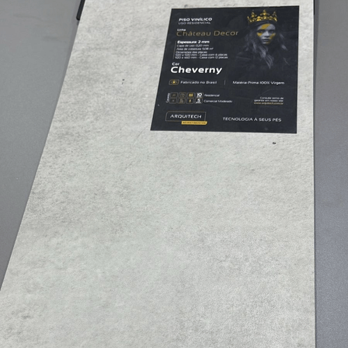 Piso Vinílico Arquitech Château Decor 2mm 92 x 92 cm - Cheverny Cx 5,08m²