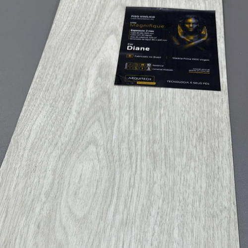 Piso Vinílico Arquitech Magnifique 2mm - Diane Cx 4,49m²