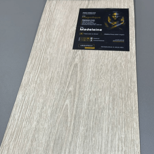 Piso Vinílico Arquitech Magnifique 2mm - Madeleine Cx 4,49m²