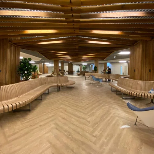 Piso Vinilico Ruffino Bravo 3mm - Rustico Freijo Claro Cx 2,60m²