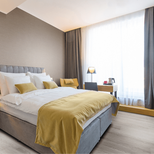 Piso Vinilico Tarkett Essence 30 - Alfazema Cx 4,09m² (208 x 1230mm)