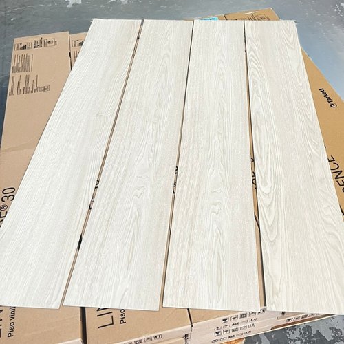Piso Vinilico Tarkett Essence 30 - Alfazema Cx 4,09m² (208 x 1230mm)