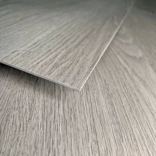 Piso Vinilico Tarkett Essence 30 - Lírio Cx 4,09m² (208 x 1230mm)