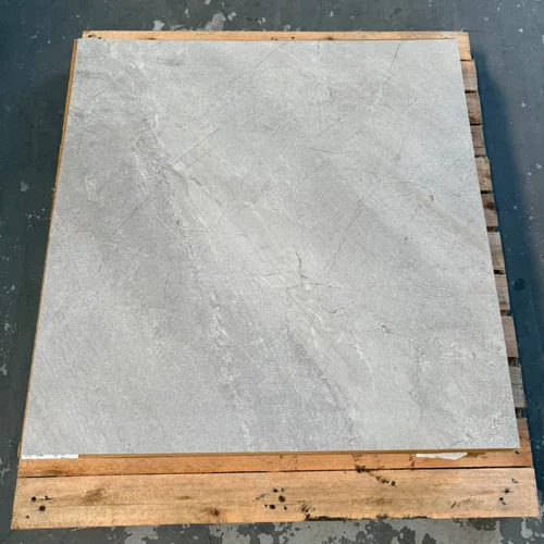 Piso Vinílico Tarkett Injoy 2mm 92 x 92cm - Lucerna Cx 4,23m²