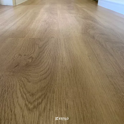 Piso Vinílico Tarkett Injoy 2mm - Papoula Cx 5,13m²