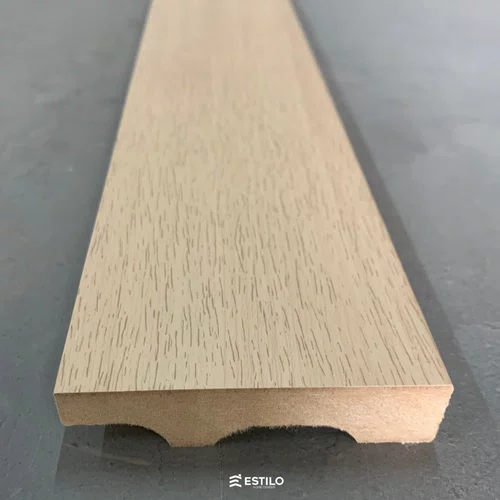Rodapé Border 8 x 1,8 cm Smart Carvalho Vanilla 02676 Br 2,40m