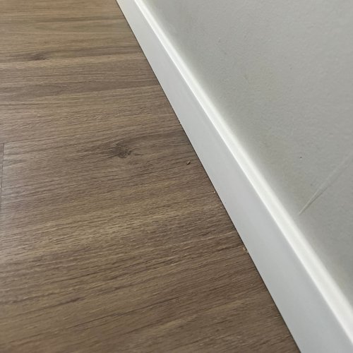 Rodapé Poliestireno Liso Branco 07cm Br 2,40m - Arquitech 50007
