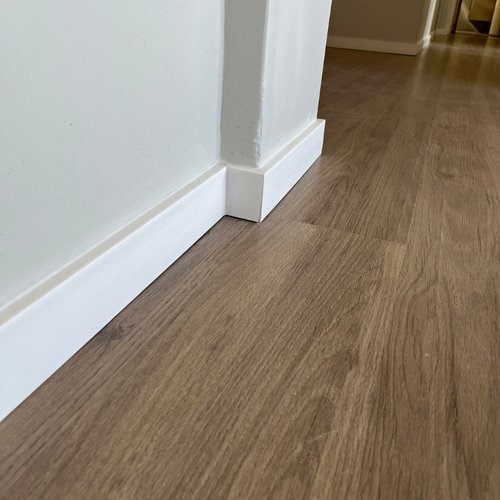 Rodapé Poliestireno Liso Branco 07cm Br 2,40m - Arquitech 50007