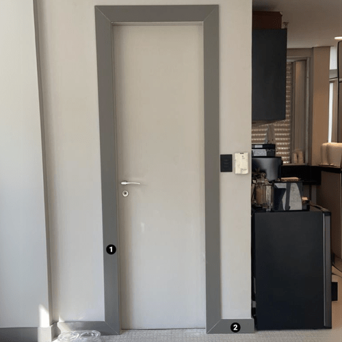 Rodapé Poliestireno Santa Luzia 454 Liso Cinza Titanium 100 X 13mm Br 2,40m