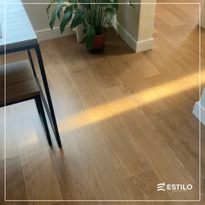 Piso Laminado Quick Step Smart Carvalho Natural Envernizado QSSM1292 Cx 2,51m²