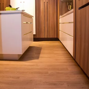 Piso Vinilico Ruffino Sofisticato 2mm - Rustico Sapucaia Cx 3,90m²