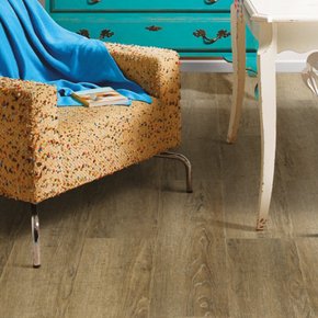 Piso Vinilico Tarkett Ambienta Design Capa 0,70mm - Braúna Cx 3,58m²