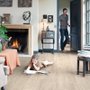 Piso Laminado Quick Step Impressive Carvalho Bege Serrado Cx 1,84m²
