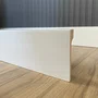 Rodape Poliestireno Liso Sobrepor Branco 12cm x 2cm Br 2,40m